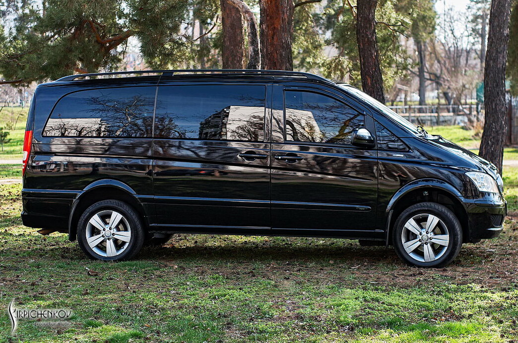288 Мікроавтобус Mercedes Viano 