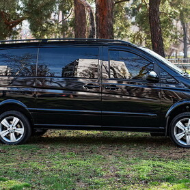 288 Мікроавтобус Mercedes Viano - авто на весілля у Києві - портфоліо 3