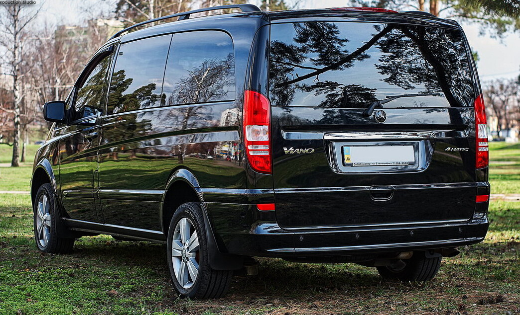 288 Мікроавтобус Mercedes Viano 