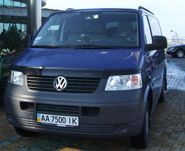 293 Мікроавтобус Volkswagen T5 Caravelle 
