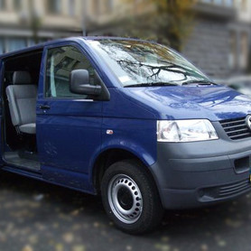 293 Мікроавтобус Volkswagen T5 Caravelle - авто на весілля у Києві - портфоліо 1