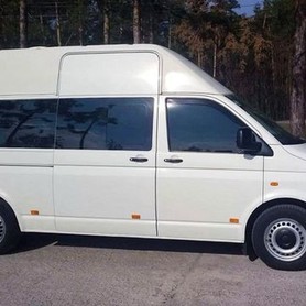 294 Мікроавтобус Volkswagen T5 на 10 місця - авто на весілля у Києві - портфоліо 2
