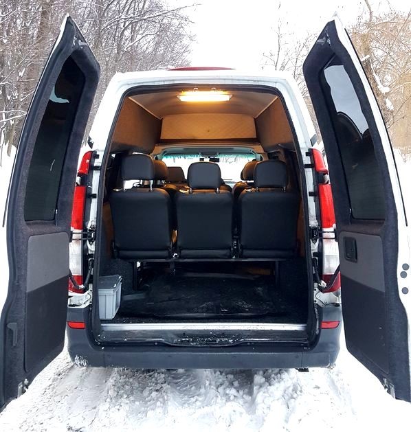 298 Мікроавтобус Mercedes Vito білий 