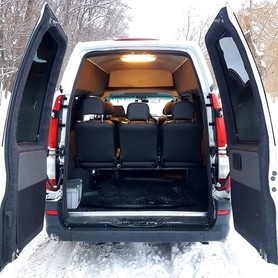 298 Мікроавтобус Mercedes Vito білий - авто на весілля у Києві - портфоліо 5