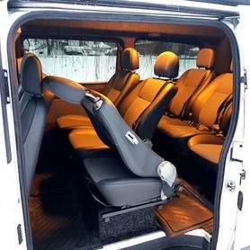 298 Мікроавтобус Mercedes Vito білий - авто на весілля у Києві - портфоліо 4
