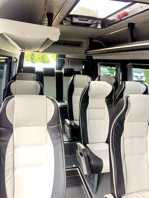 308 Мікроавтобус Mercedes Sprinter чорний оренда 
