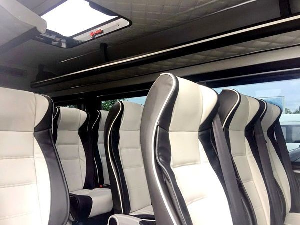 308 Мікроавтобус Mercedes Sprinter чорний оренда 