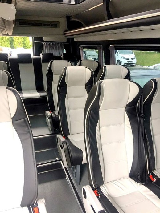 308 Мікроавтобус Mercedes Sprinter чорний оренда 