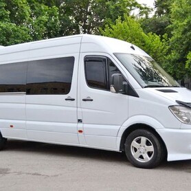 313 мікроавтобус Mercedes Sprinter - авто на весілля у Києві - портфоліо 3