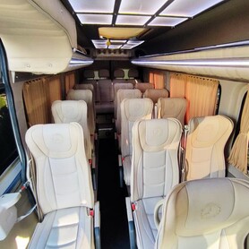 316 Оренда мікроавтобуса Mercedes Sprinter - авто на весілля у Києві - портфоліо 3