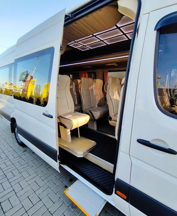316 Оренда мікроавтобуса Mercedes Sprinter 