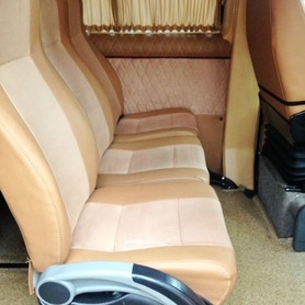 317 Мікроавтобус Mercedes Sprinter - авто на весілля у Києві - портфоліо 4