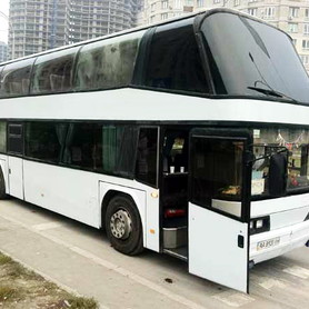 335 Автобус Neoplan на 70 місць - авто на весілля у Києві - портфоліо 1