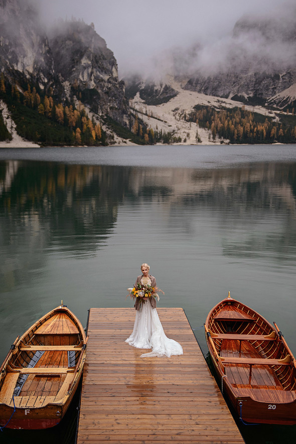 Thaddaeus & Lisa. Lago di Braies. Italy - фото №20