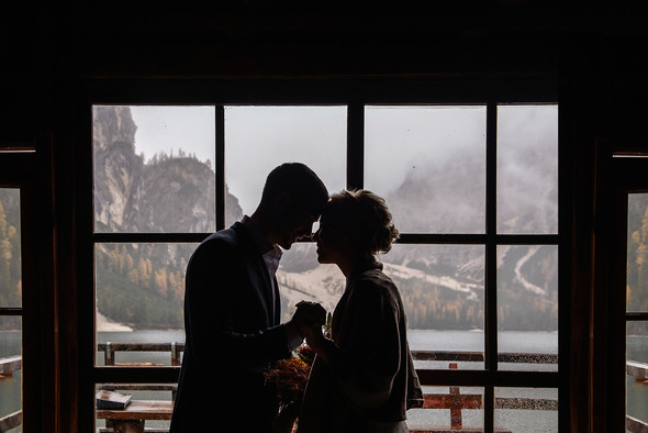Thaddaeus & Lisa. Lago di Braies. Italy - фото №12