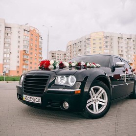 Chrysler C300 - авто на весілля у Вінниці - портфоліо 1