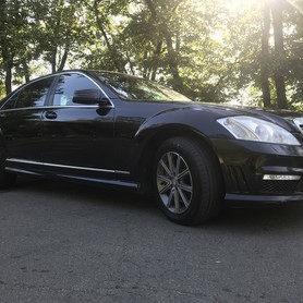Mercedes s550 - авто на весілля у Києві - портфоліо 1