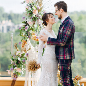 Minolada wedding agency