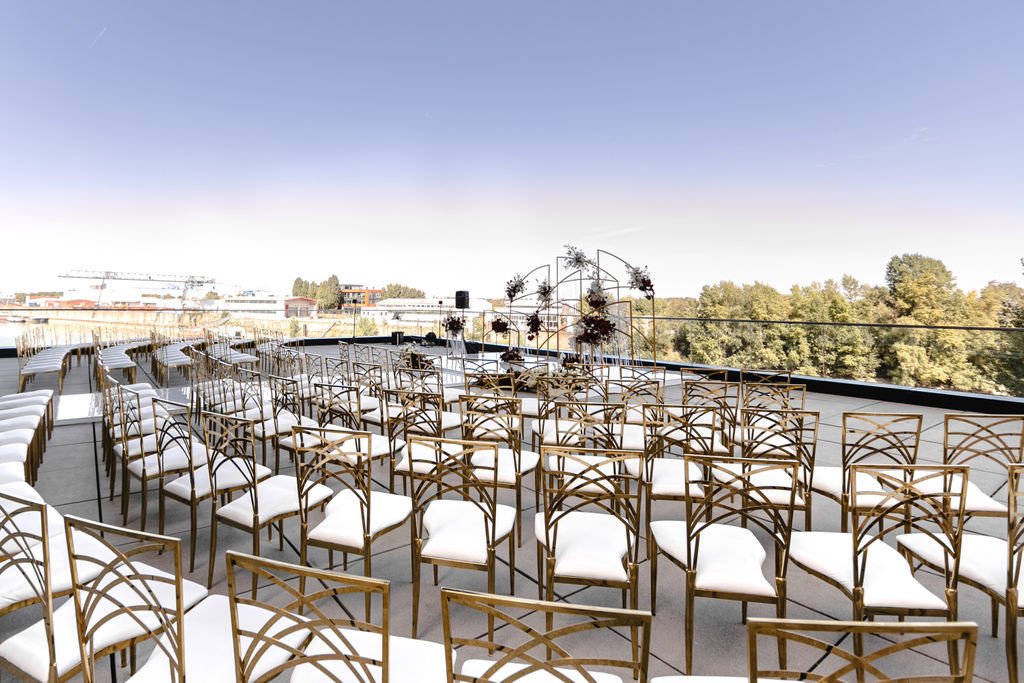 Mopis Wedding