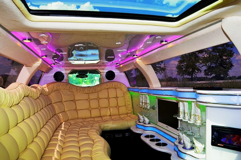 ЛИМУЗИН CHRYSLER С 300 (VIP) ЛЮК! 