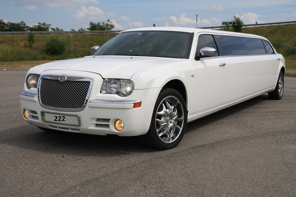 ЛИМУЗИН CHRYSLER С 300 (PREMIUM)  