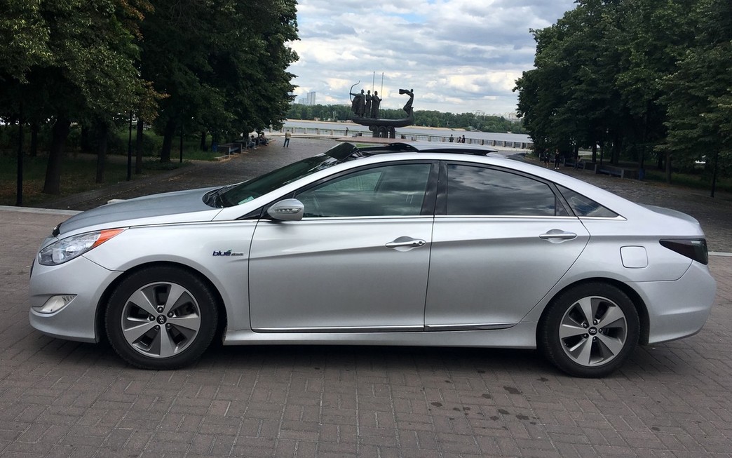 Хюндай Соната Hybrid 
