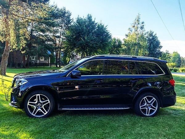 361 Позашляховик Mercedes GLS 350d AMG 2017 чорний 