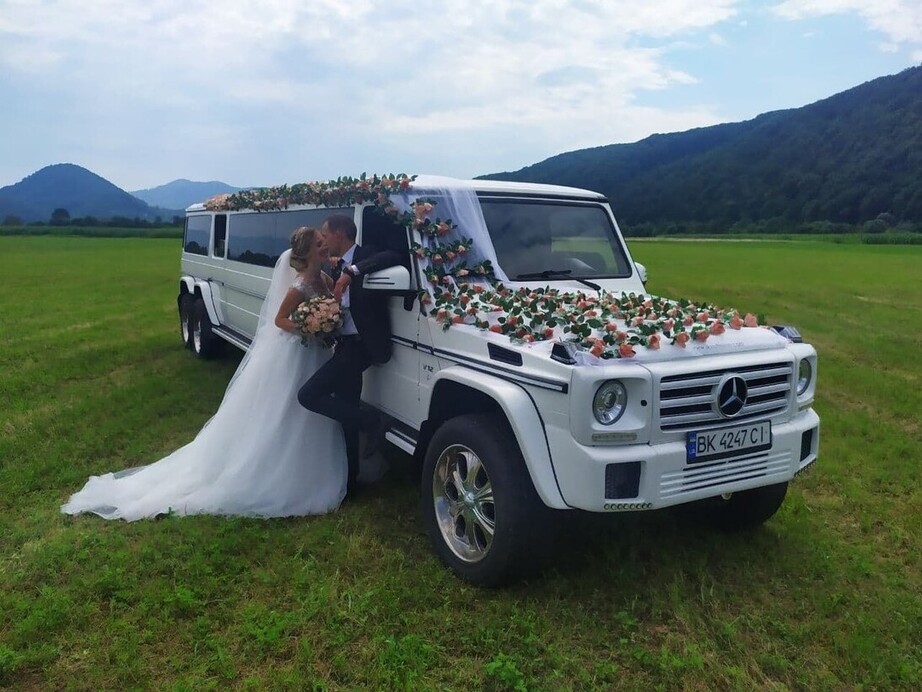Лімузин Gelandewagen 3 вісі 
