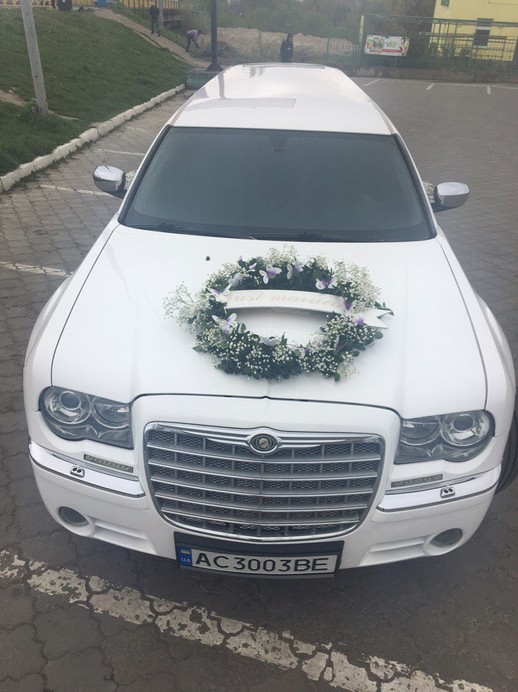 прокат Лімузина Крайслер  