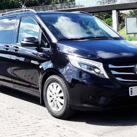 363 Mercedes-Benz V-class мікроавтобус чорний - авто на весілля у Києві - портфоліо 1