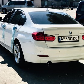 BMW 320 2015 - авто на весілля у Вінниці - портфоліо 3