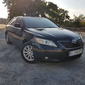 Toyota Camry - авто на весілля у Білій Церкві - портфоліо 1