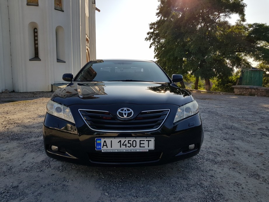 Toyota Camry 