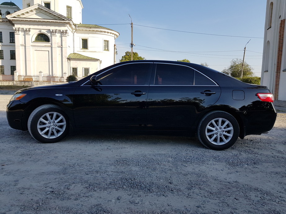 Toyota Camry 