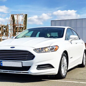 368 Ford Fusion 2015 - авто на весілля у Києві - портфоліо 3
