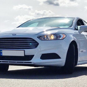 368 Ford Fusion 2015 - авто на весілля у Києві - портфоліо 1