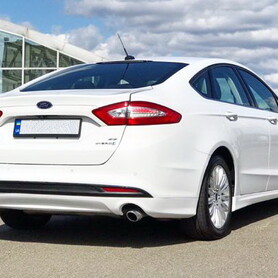 368 Ford Fusion 2015 - авто на весілля у Києві - портфоліо 4