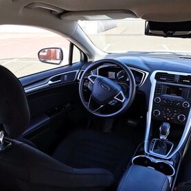 368 Ford Fusion 2015 - авто на весілля у Києві - портфоліо 5
