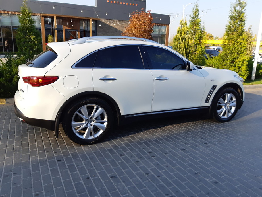 Infiniti FX 
