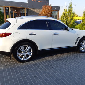Infiniti FX - авто на весілля у Дніпрі - портфоліо 3