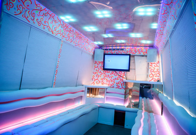 Александр Limuzine&PartyBus - фото 3