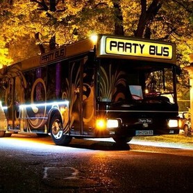 064 Автобус Party Bus Golden Prime пати бас - авто на весілля у Києві - портфоліо 1