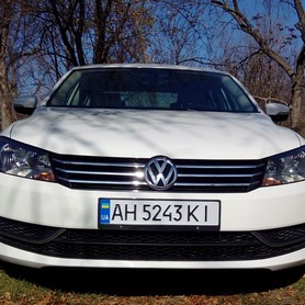 Volkswagen Passat Comfort - авто на весілля у Маріуполі - портфоліо 5