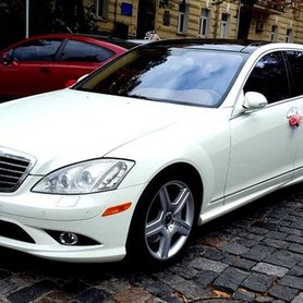 390 Mercedes W221 S550 білий оренда - авто на весілля у Києві - портфоліо 1