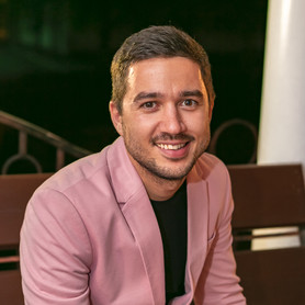 Валерий Иванов