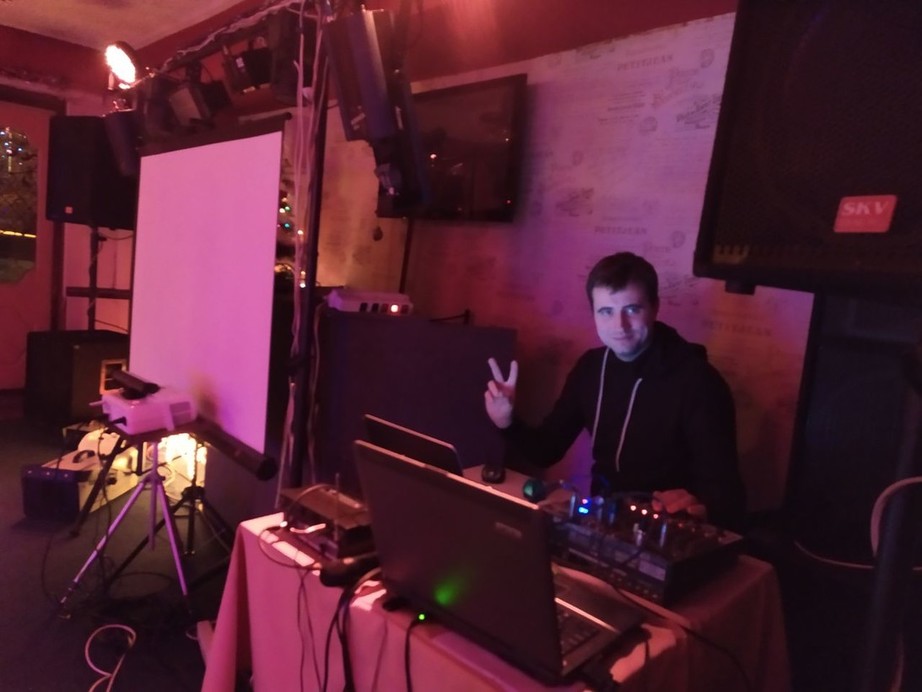 Dj SlavON