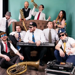 Jam Bubble cover-band - музиканти, dj у Києві - фото 1