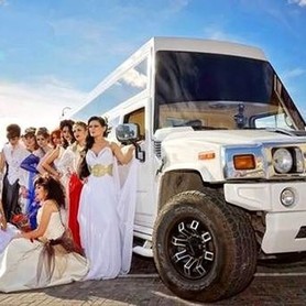032 Лімузин Mega Hummer H2 Disco - авто на весілля у Києві - портфоліо 5