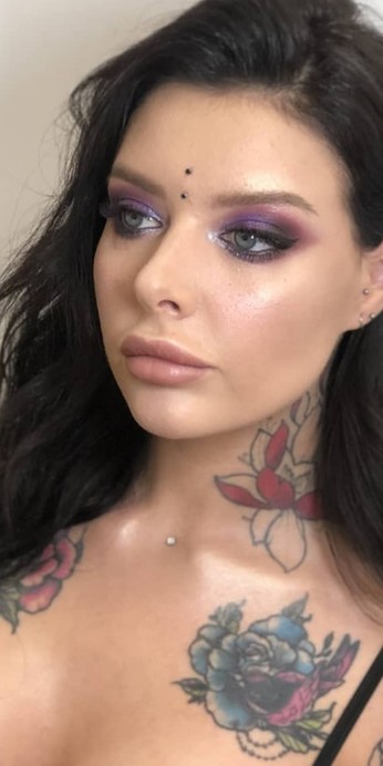MakeUp Artist