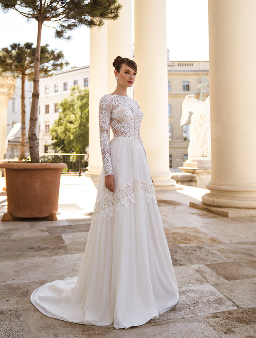 Elena Novias
